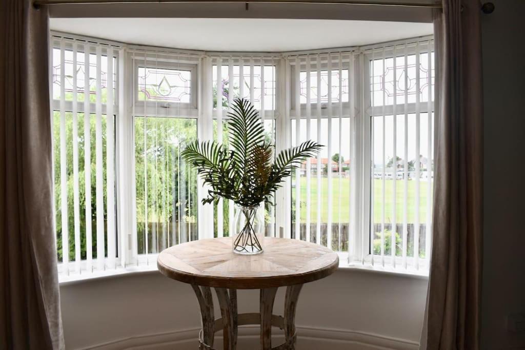 2 Bedroom Apartment In Gateshead Bagian luar foto